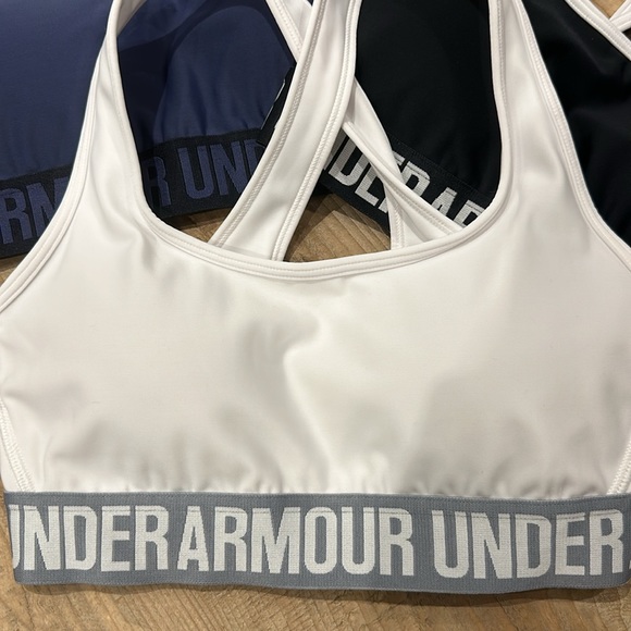 Under Armour  Sports Bra Tops 17$ each or 3 for $42 - Picture 2 of 7